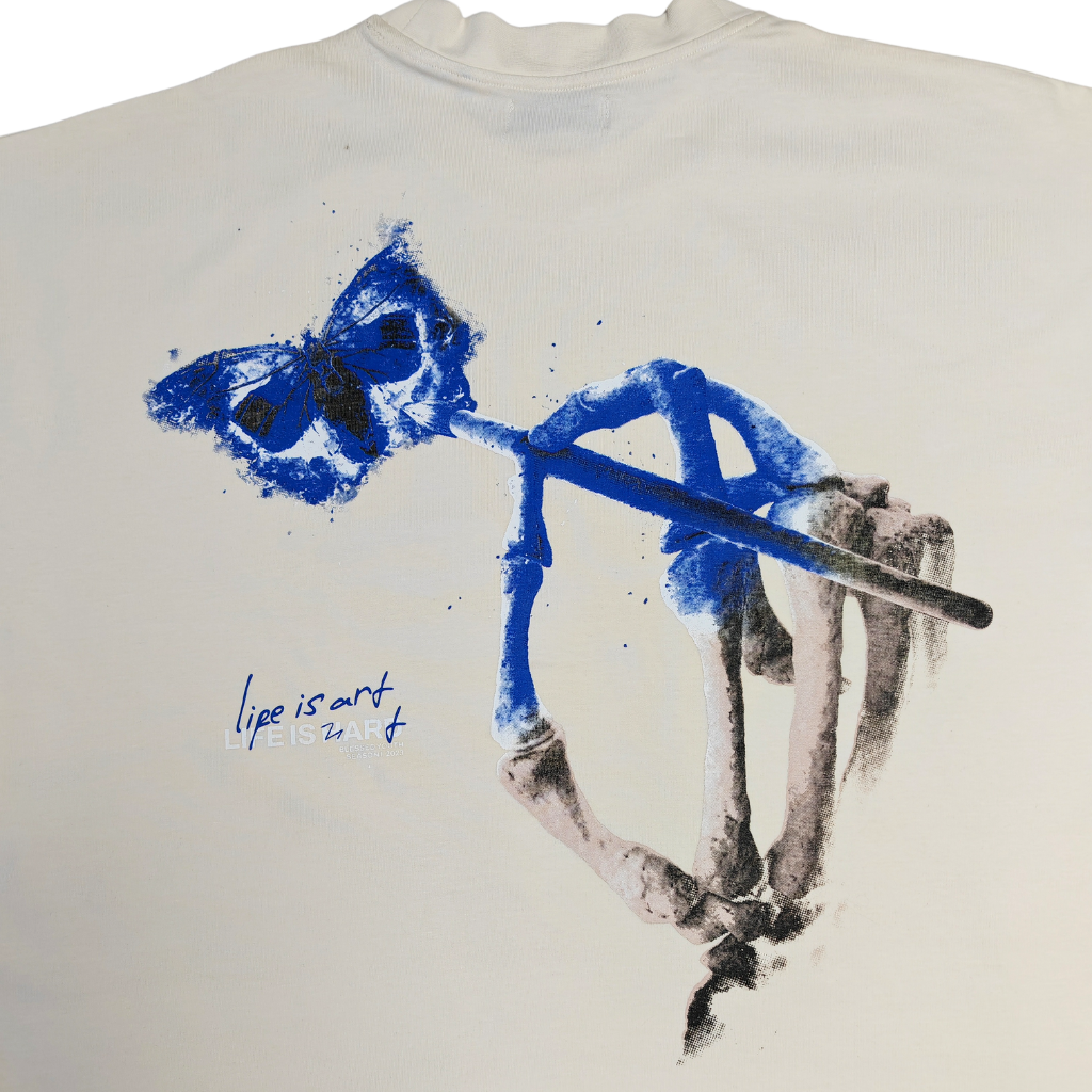 Blue Butterfly  ~ T-Shirt print Oversized